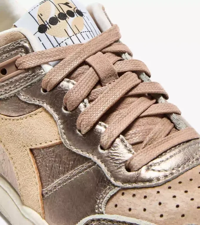 B.560 Metal S Gebrauchte Heritage-Sneaker aus Leder