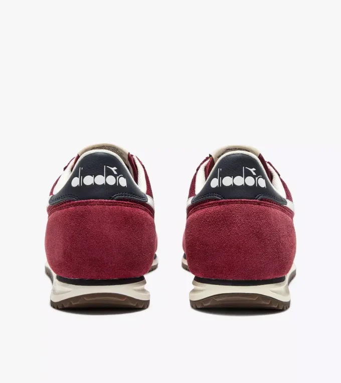 Cross Low-Profile-Sneaker aus Wildleder