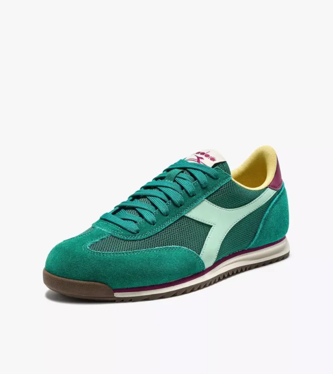 Cross Low-Profile-Sneaker aus Wildleder