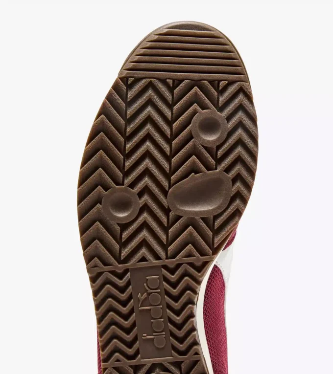 Cross Low-Profile-Sneaker aus Wildleder