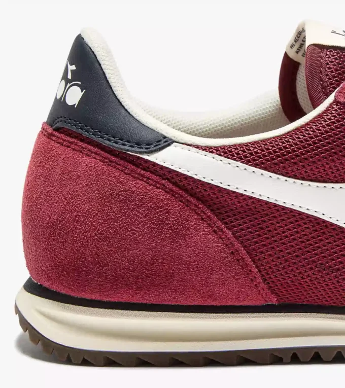 Cross Low-Profile-Sneaker aus Wildleder