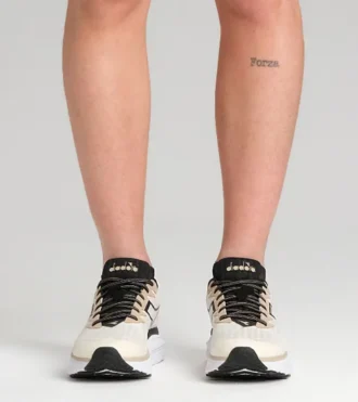 Equipe Nucleo Laufschuhe