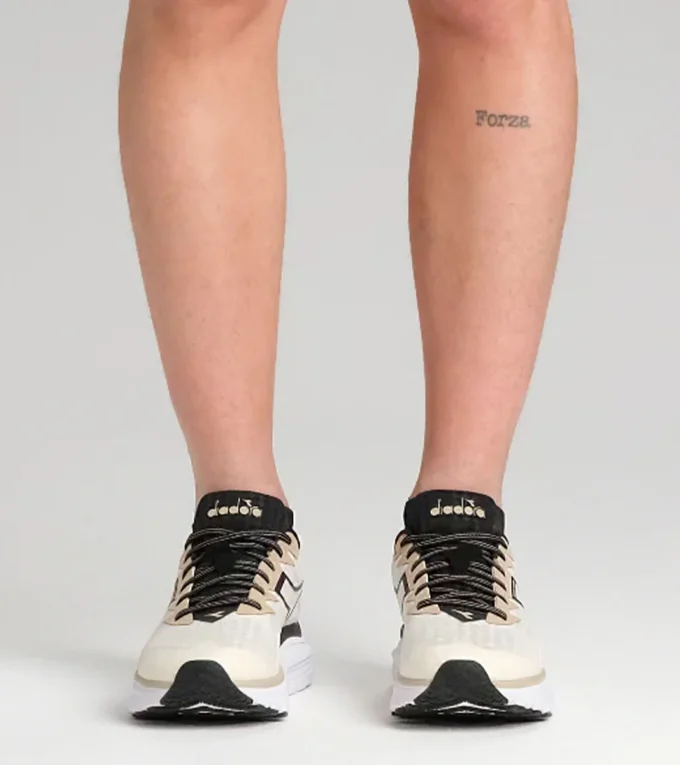 Equipe Nucleo Laufschuhe