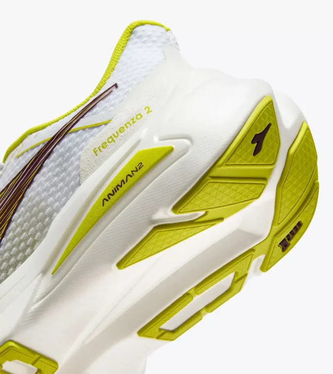 Frequenza 2 W Laufschuh – Leichtigkeit und Reaktionsfähigkeit