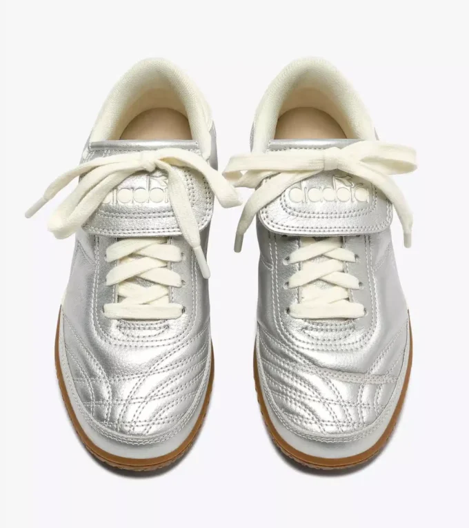Goldfarbene Indoor Metallic Terrace Sneakers aus laminiertem Leder
