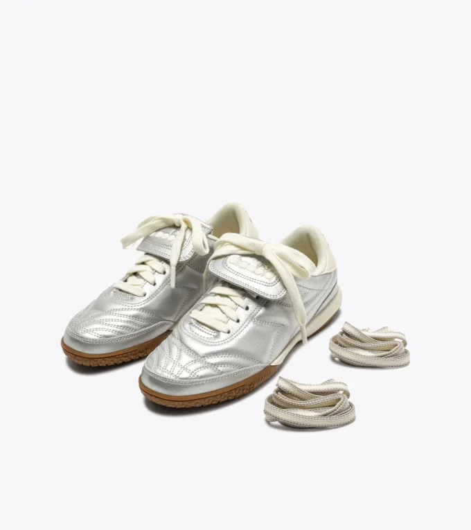 Goldfarbene Indoor Metallic Terrace Sneakers aus laminiertem Leder