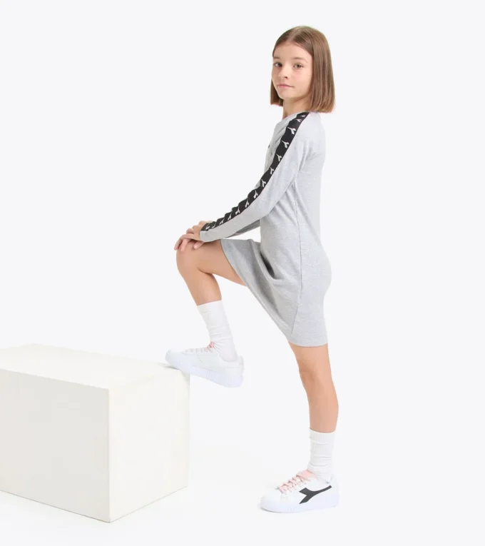 Jg. Dress Tape Sportliches geripptes Kleid – Mädchen