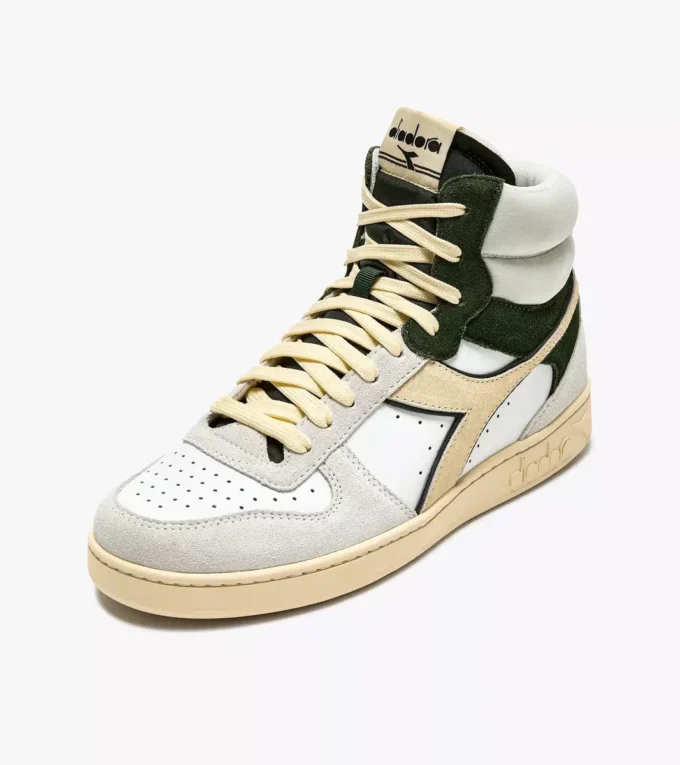 Magic Basket Mid Suede Sportliche Sneaker – Geschlechtsneutral Magic Basket Mid Suede Sportliche Sneaker – Geschlechtsneutral