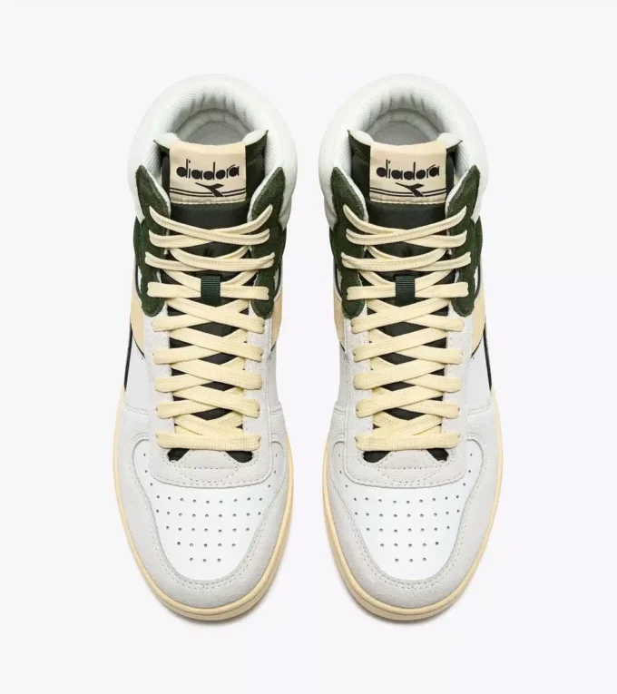 Magic Basket Mid Suede Sportliche Sneaker – Geschlechtsneutral Magic Basket Mid Suede Sportliche Sneaker – Geschlechtsneutral