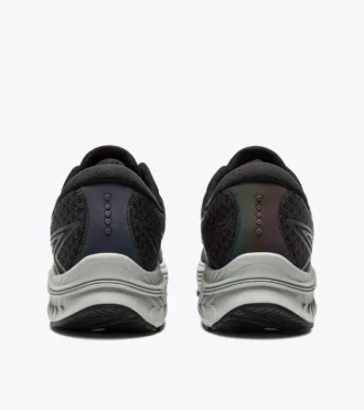 Mythos Blushield 10 Vortice Hip Laufschuh mit reflektierenden Details – Dämpfung und Schutz