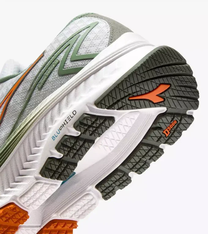 Mythos Blushield 10 Vortice Laufschuh – Dämpfung und Schutz Mythos Blushield 10 Vortice Laufschuh – Dämpfung und Schutz