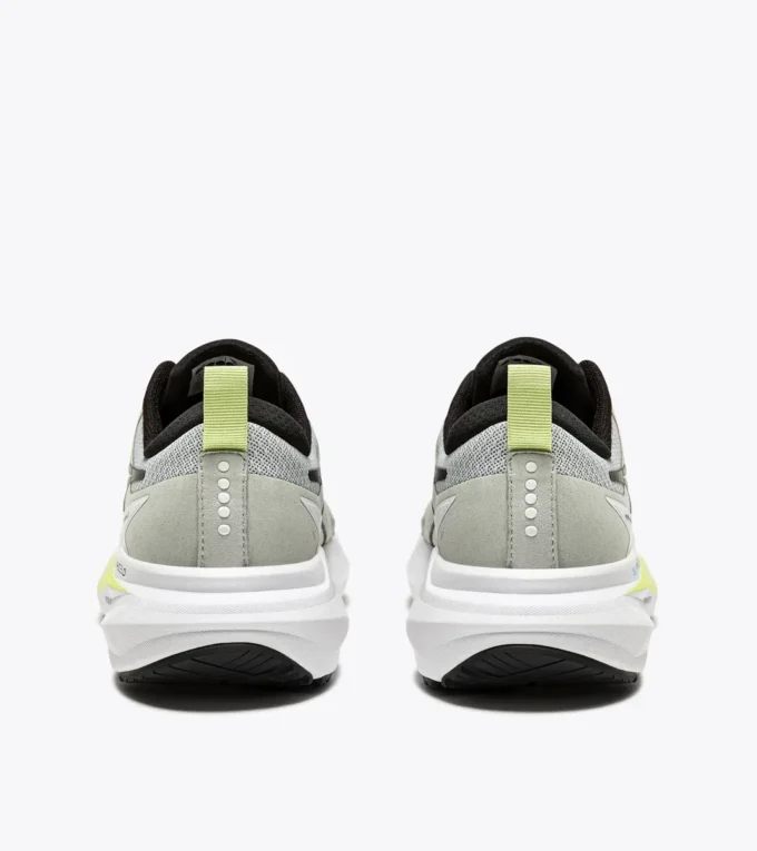 Mythos Blushield Vigore 3 W Laufschuh – Stabilität und Schutz