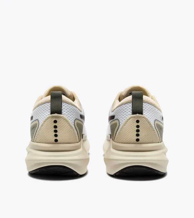 Mythos Blushield Vigore 4 Laufschuh – Stabilität und Schutz