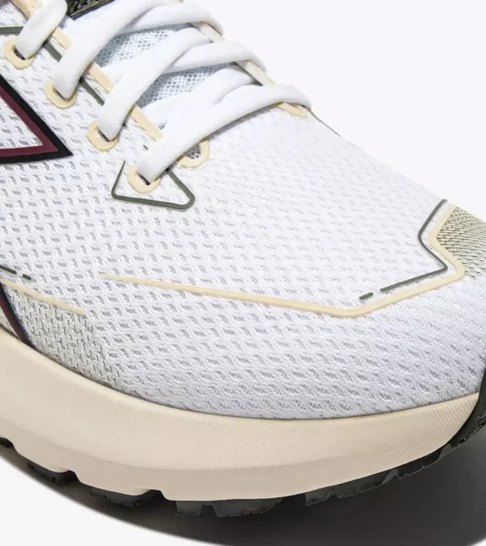 Mythos Blushield Vigore 4 Laufschuh – Stabilität und Schutz