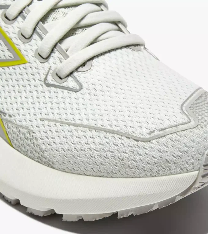 Mythos Blushield Vigore 4 W Laufschuh – Stabilität und Schutz