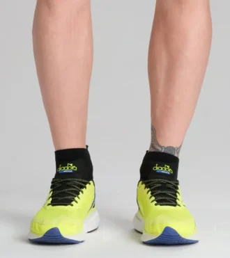 Mythos Blushield Volo 4 Laufschuh – Stabilität und Leichtigkeit