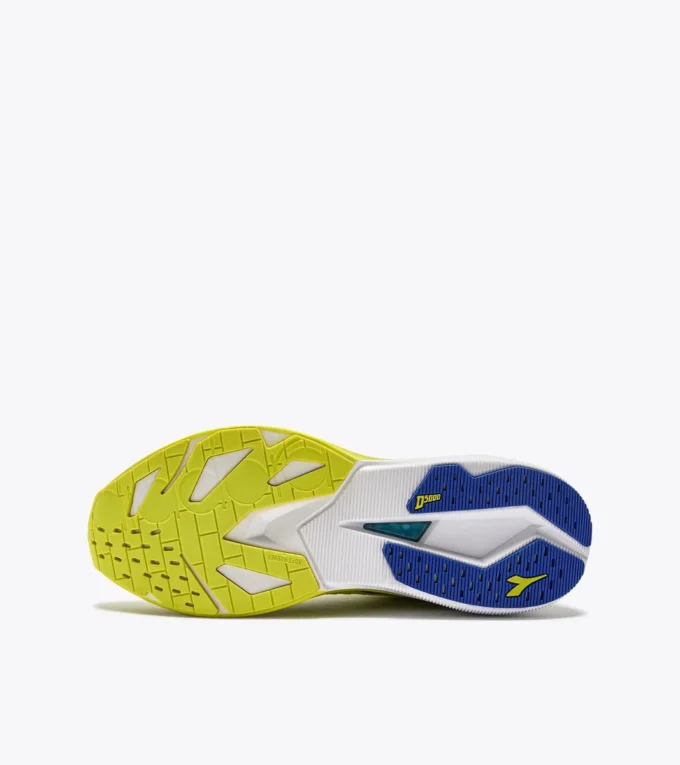 Mythos Blushield Volo 5 Laufschuh – Stabilität und Leichtigkeit