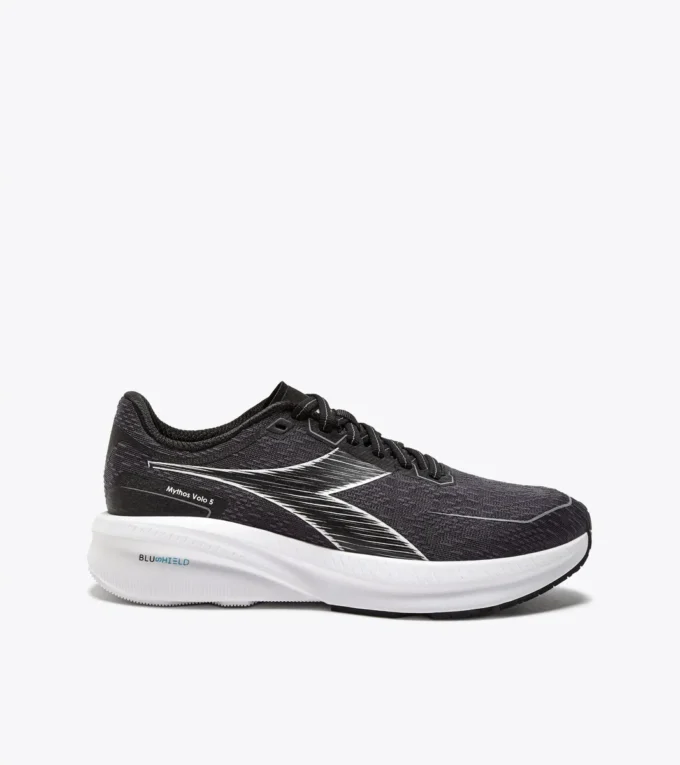 Mythos Blushield Volo 5 W Laufschuh – Stabilität und Leichtigkeit