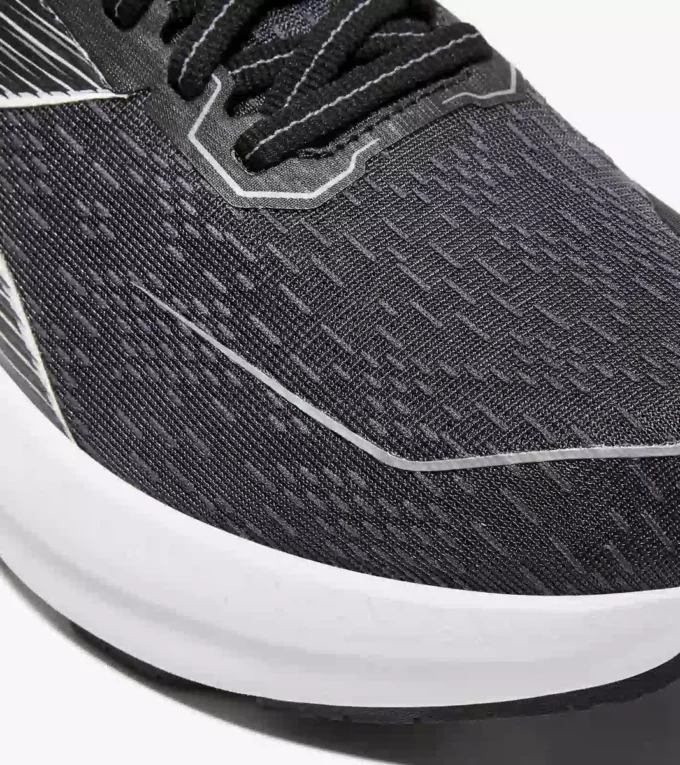 Mythos Blushield Volo 5 W Laufschuh – Stabilität und Leichtigkeit