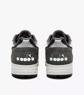 N902 Sportliche Sneaker