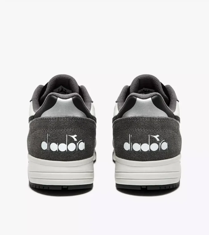 N902 Sportliche Sneaker