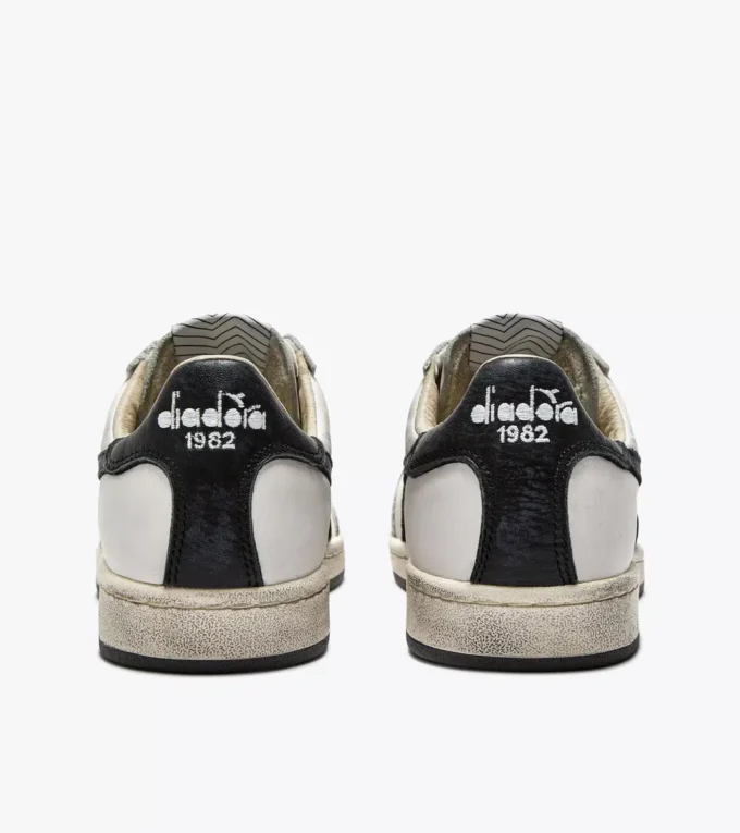 Prestige Used Heritage Sneaker aus Leder