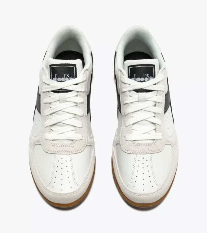 Seoul Indoor Terrace-inspirierte Ledersneaker