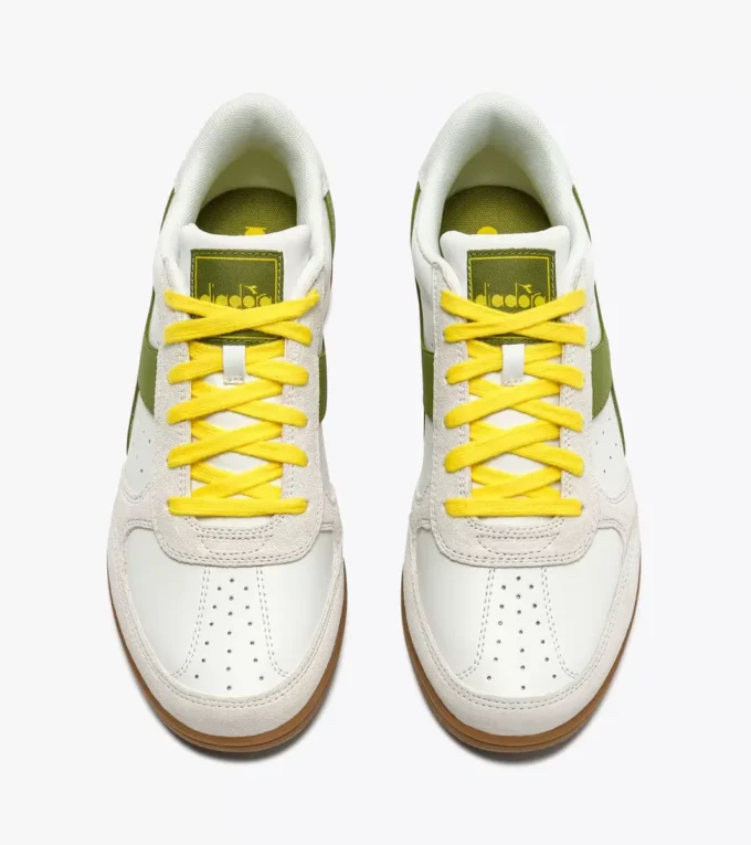 Seoul Indoor Terrace-inspirierte Ledersneaker