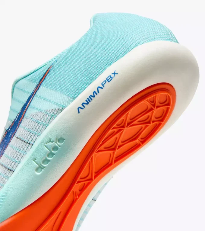 Velocita Carbon Laufschuh – Unisex